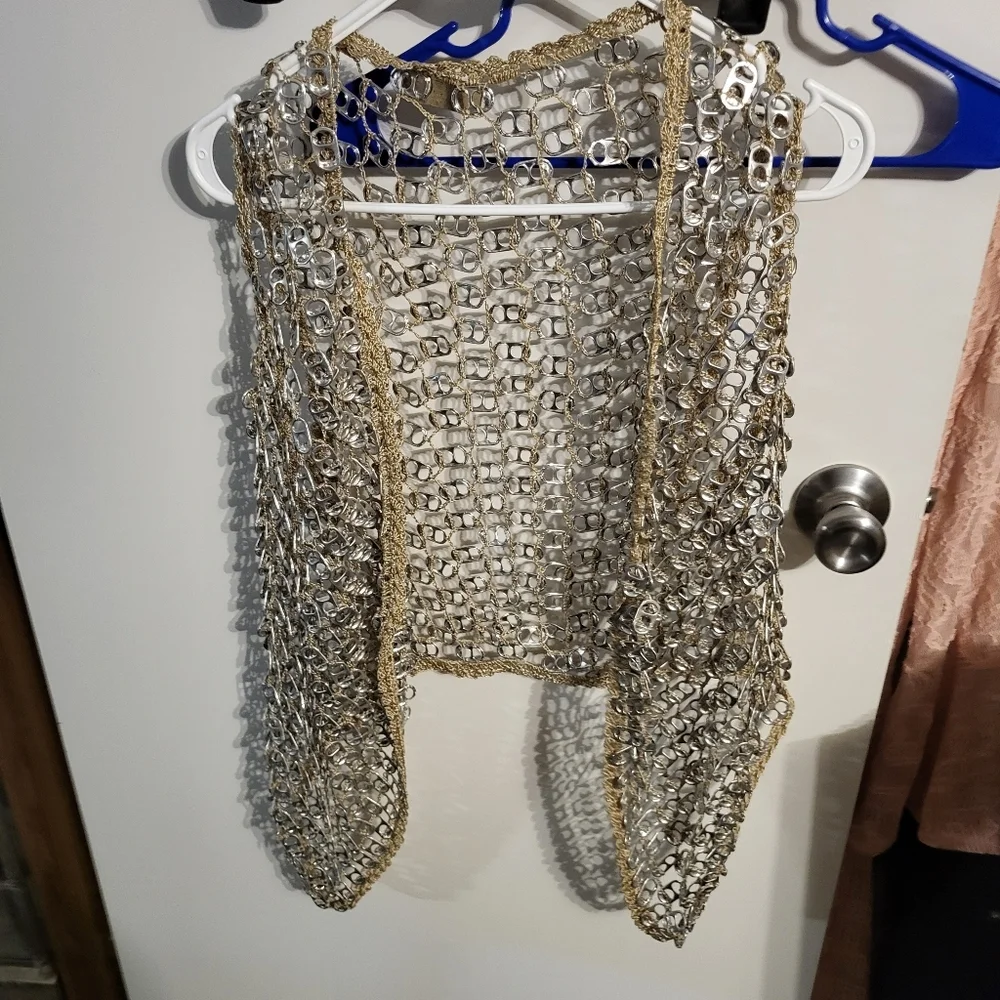 WOMANS WALLESKA RARE SODA TAB HANDMADE VEST SZ OS